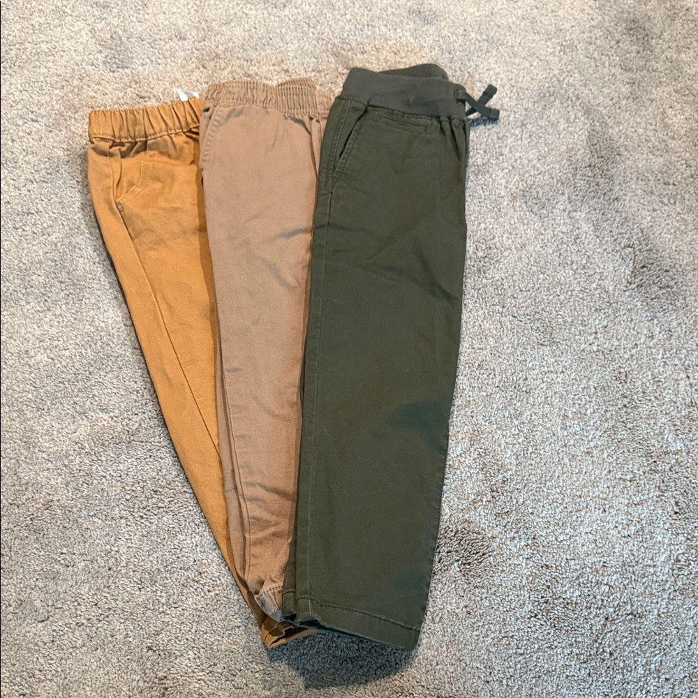Set of Three Casual Pants in Tan, Beige, and Olive size 4T